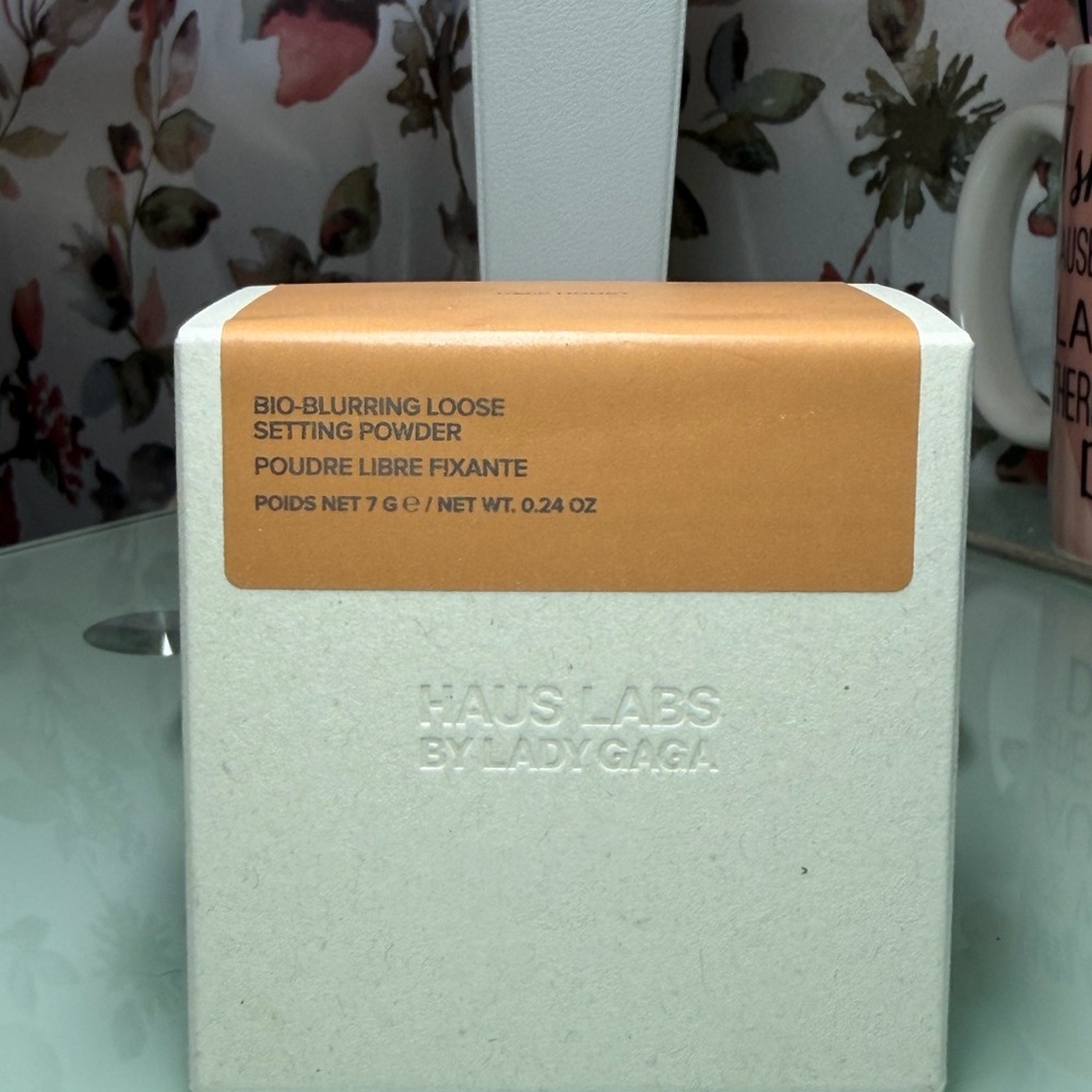 Haus Labs By Lady Gaga Bio-Blurring Loose Setting Powder - SHADE DEEP HONEY
